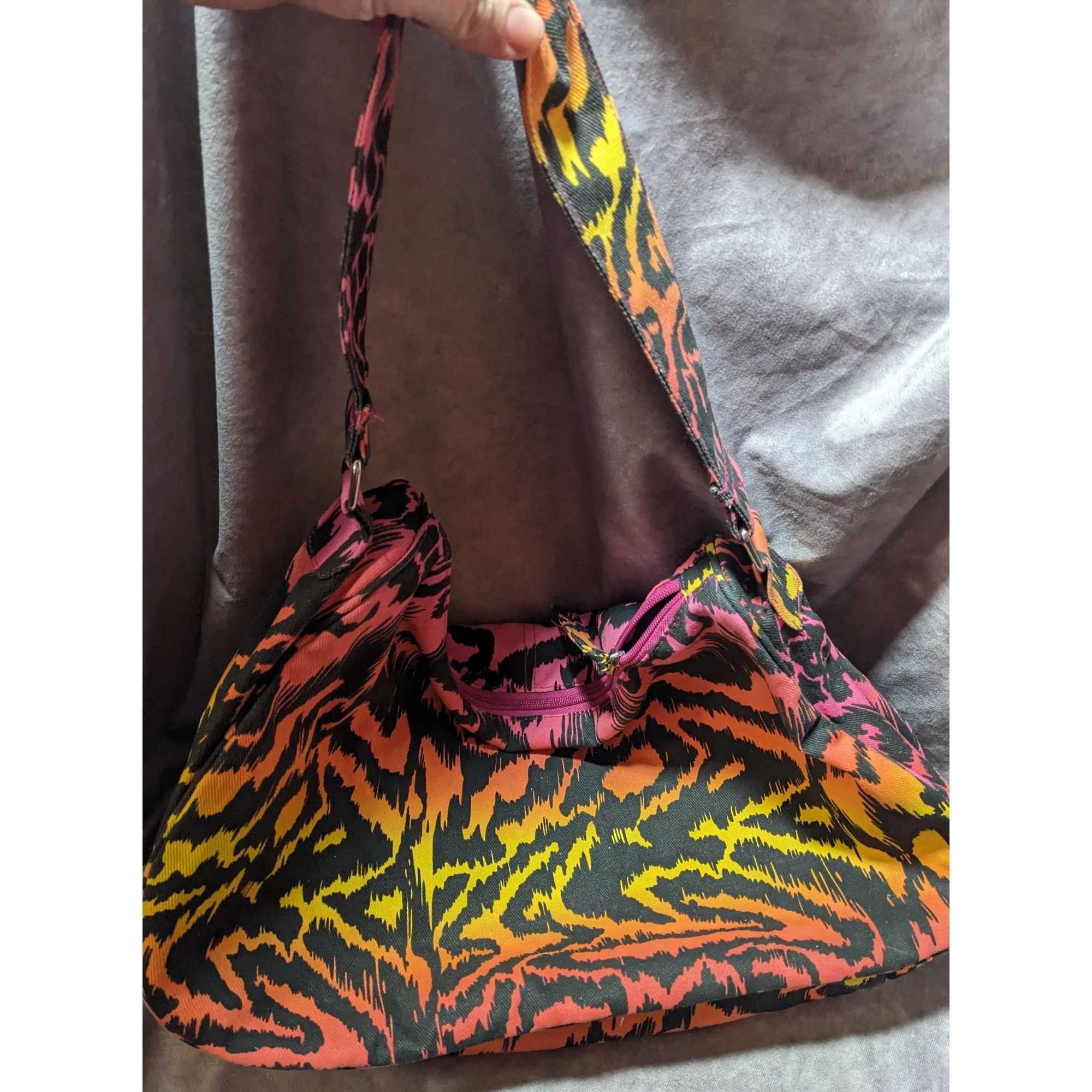 Other 90s Style Rainbow Tiger Print Canvas Shoulder Bag Size ONE SIZE - 9 Thumbnail