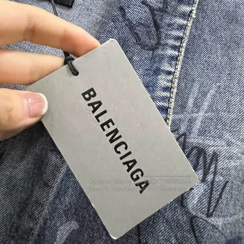 Balenciaga Balenciaga Graffiti Letter Denim Jacket Size US L / EU 52-54 / 3 - 5 Thumbnail