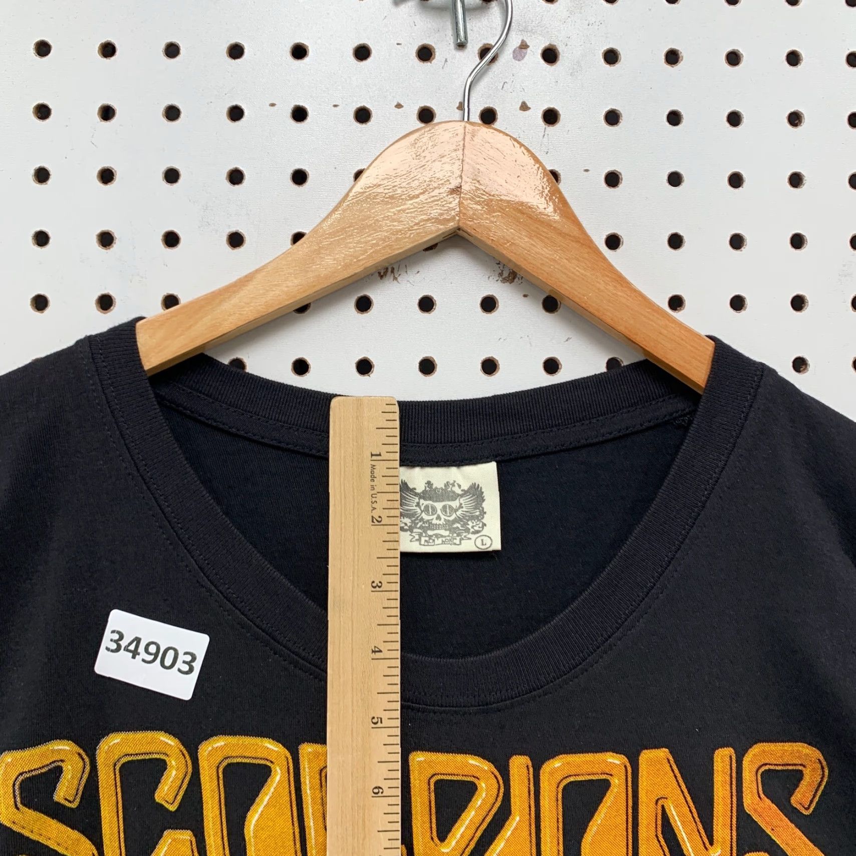 Vintage VINTAGE Scorpions Band T-Shirt Men Large Black Music 90s Rock Casual Size US L / EU 52-54 / 3 - 7 Thumbnail