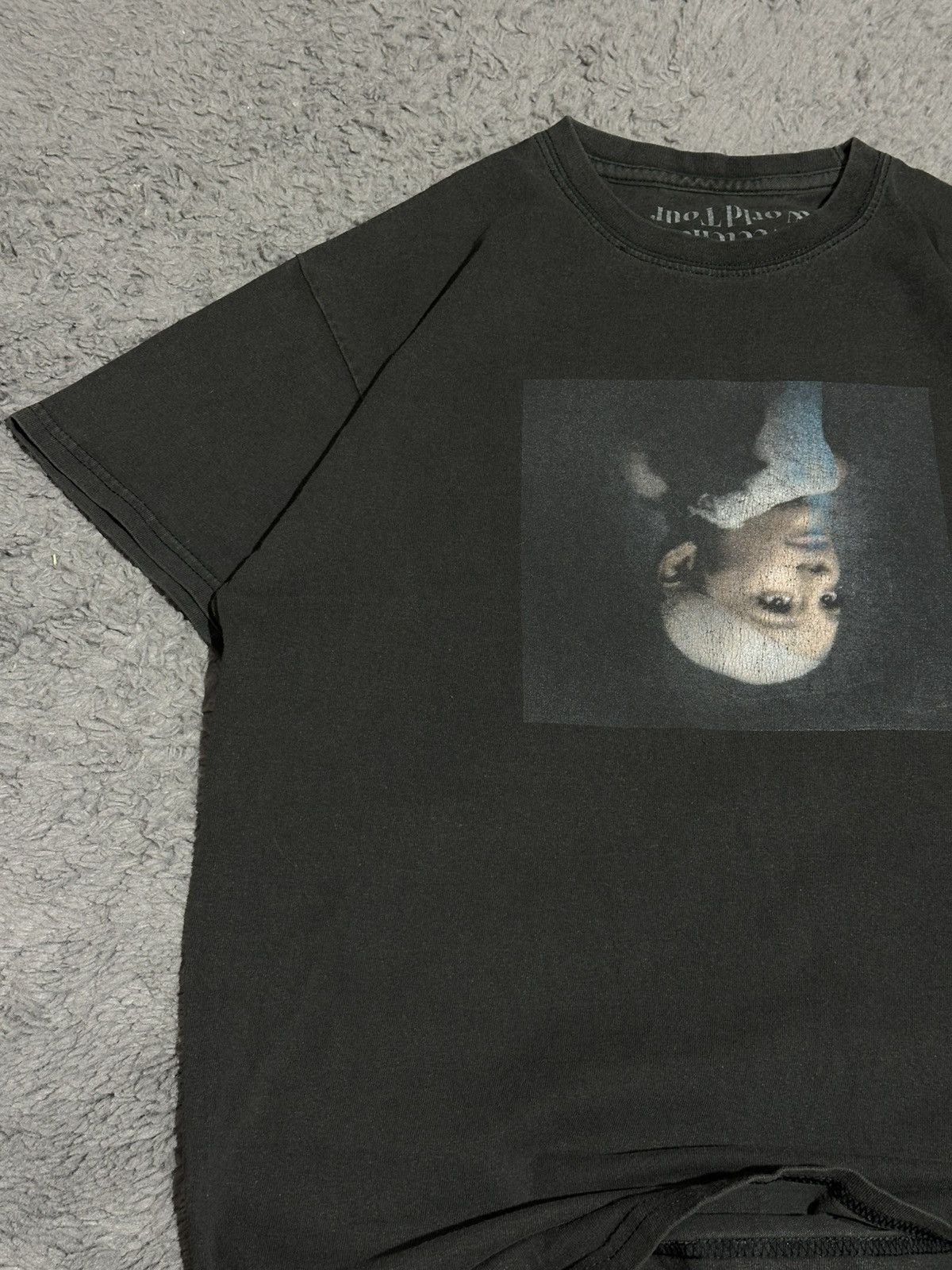 Band Tees Ariana Grande "Sweetener World Tour" Merch T-Shirt Size US M / EU 48-50 / 2 - 2 Thumbnail