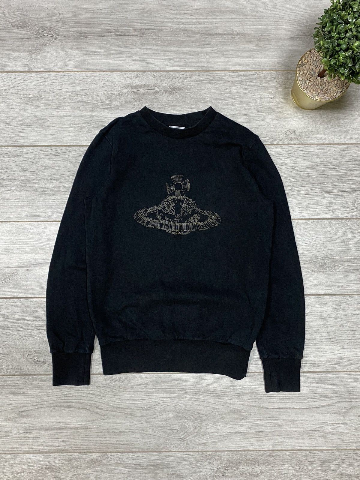 Pre-owned Vintage X Vivienne Westwood Big Orb Pin Sweatshirt In Black