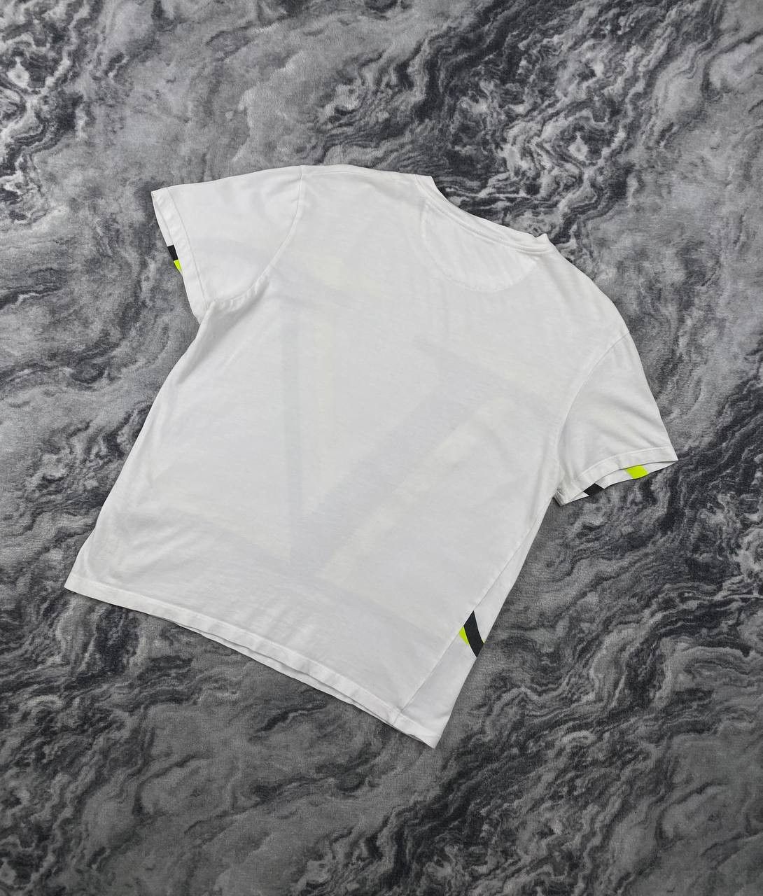 Valentino Valentino Garavani V Logo T-Shirt Big Logo Men Size S White Size US S / EU 44-46 / 1 - 14 Thumbnail