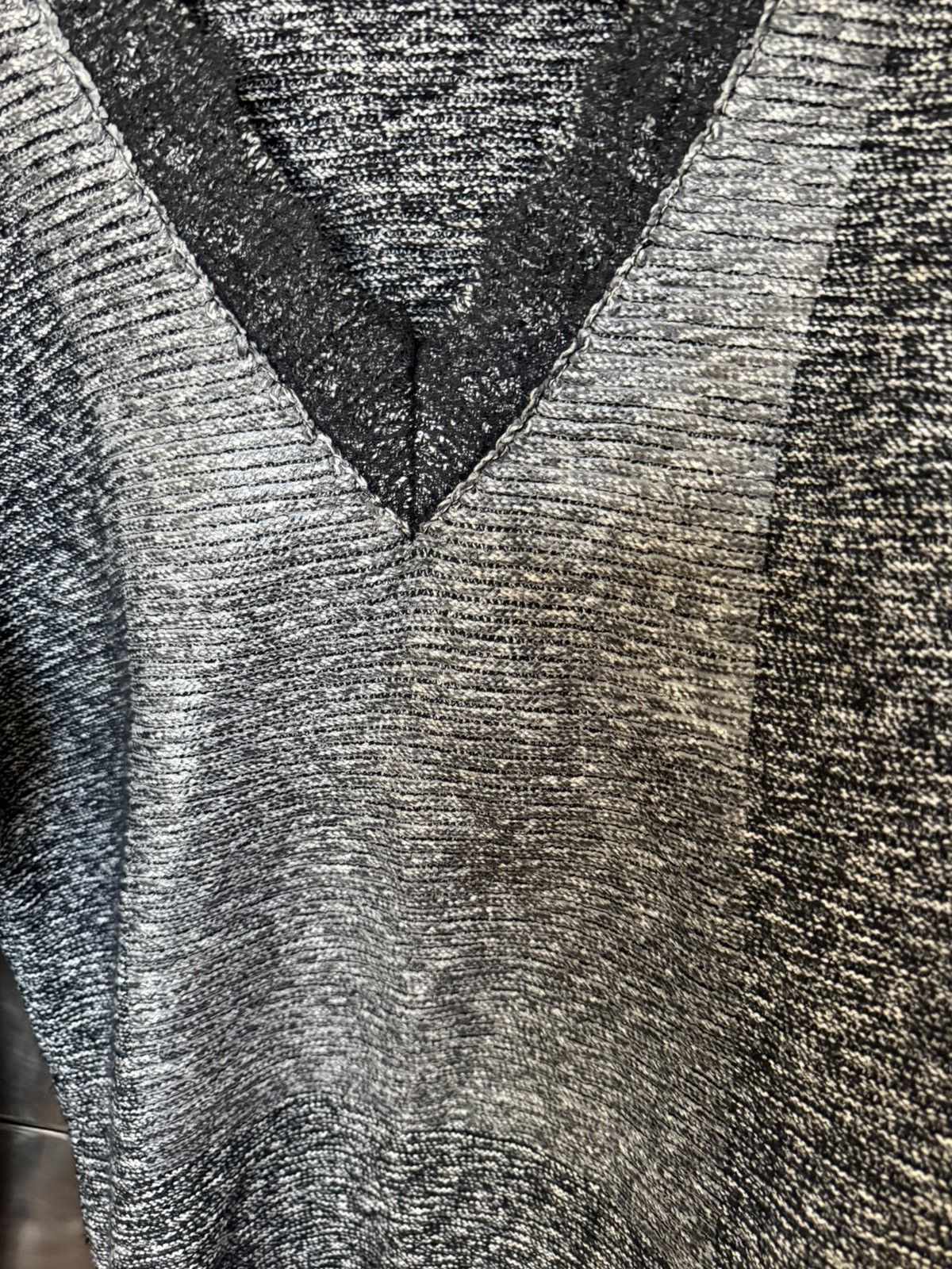 JW Anderson JW ANDERSON OVERSIZED JUMPER Size US L / EU 52-54 / 3 - 3 Thumbnail