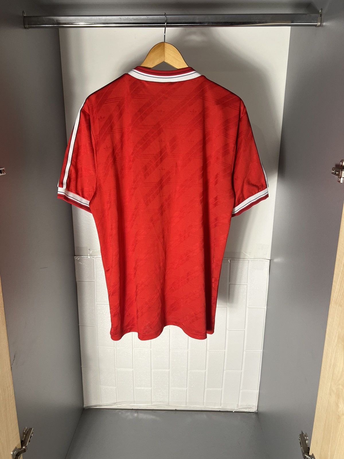 Vintage VERY RARE ADIDAS FC MANCHESTER UNITED ENGLAND SOCCER JERSEY Size US XXL / EU 58 / 5 - 10 Thumbnail