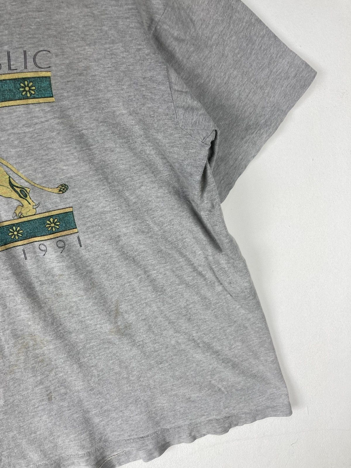 Banana Republic Vintage Spring 1991 Banana Republic Rare Collection Usa Tee Size US M / EU 48-50 / 2 - 6 Thumbnail
