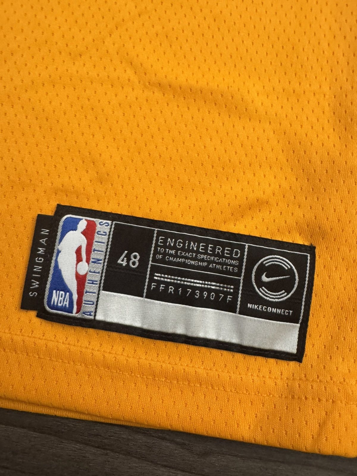 Nike Utah Jazz Donovan Mitchell #45 NBA Basketball Jersey Size US L / EU 52-54 / 3 - 2 Thumbnail