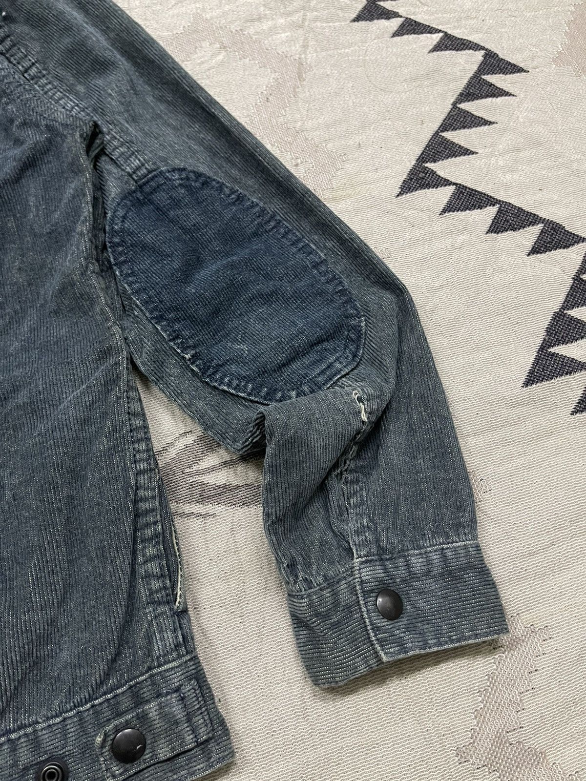 VAINL ARCHIVE VINTAGE VAINL ARCHIVE CORDUROY TRUCKER JACKET Size US M / EU 48-50 / 2 - 18 Thumbnail