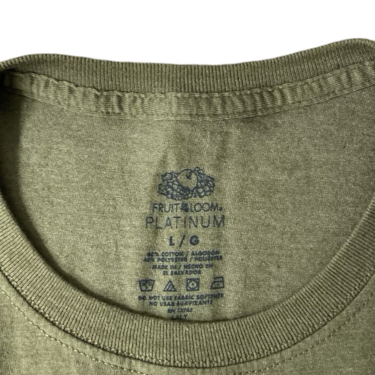 Fruit Of The Loom Fruit of the Loom Platinum T Shirt Size Large Size US L / EU 52-54 / 3 - 5 Thumbnail