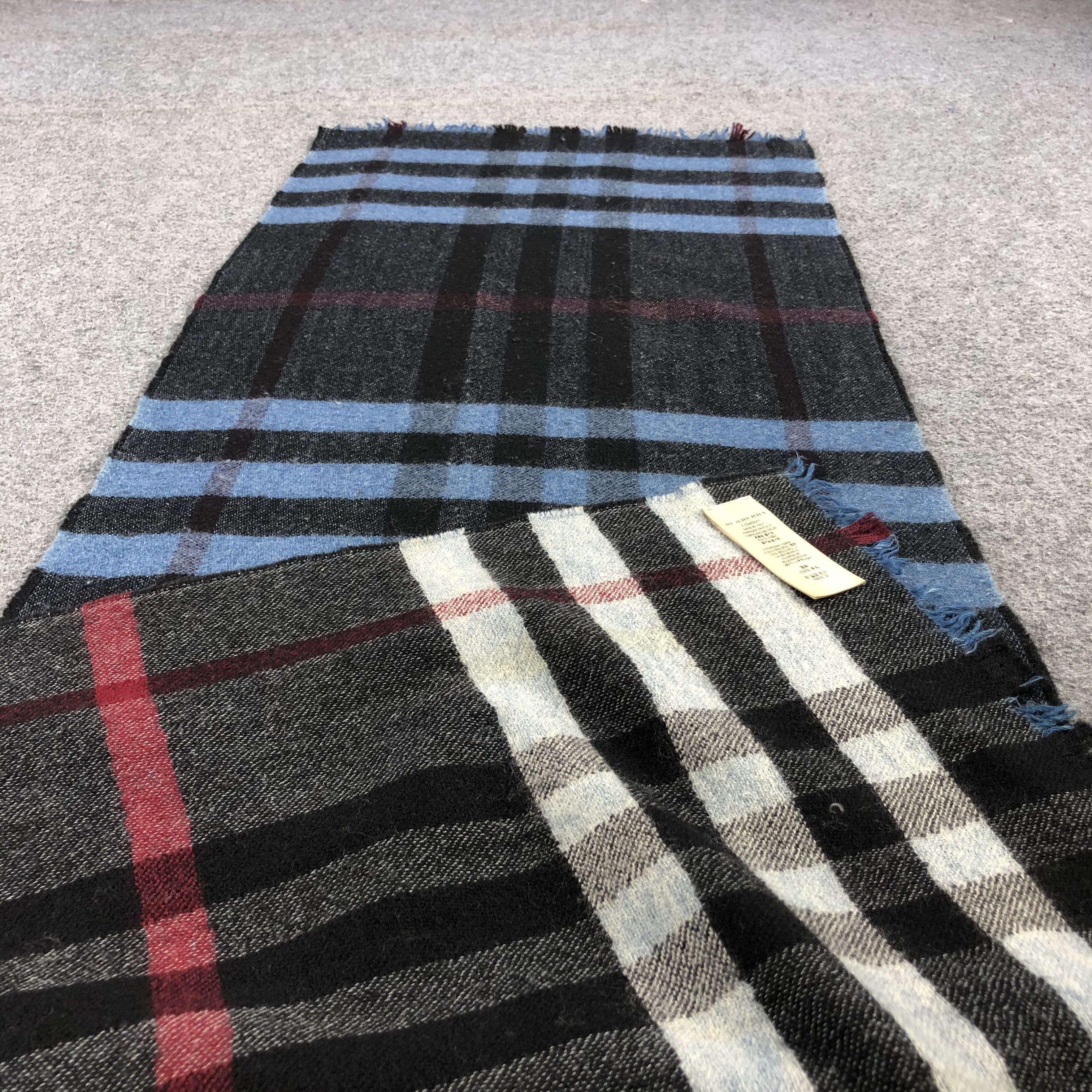 Burberry Burberry Nova Check Wool Scarf Muffler V602 Size ONE SIZE - 12 Thumbnail