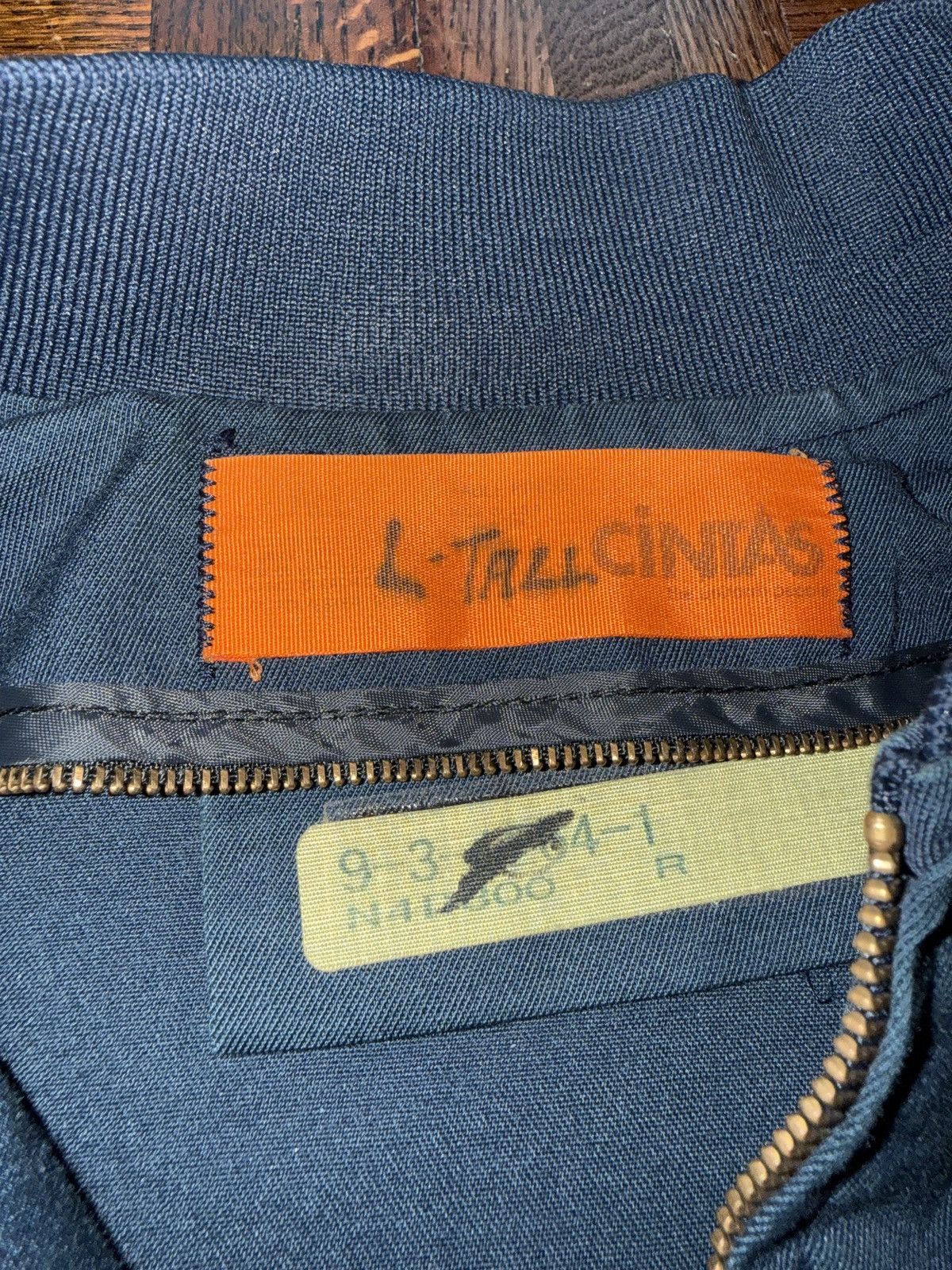 Vintage Vintage Cintas Distressed Workwear Bomber Jacket Size US L / EU 52-54 / 3 - 4 Thumbnail