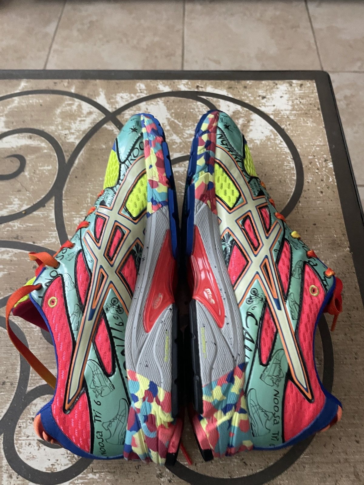 Asics Gel-Noosa Tri 6 Size US 12 / EU 45 - 11 Thumbnail