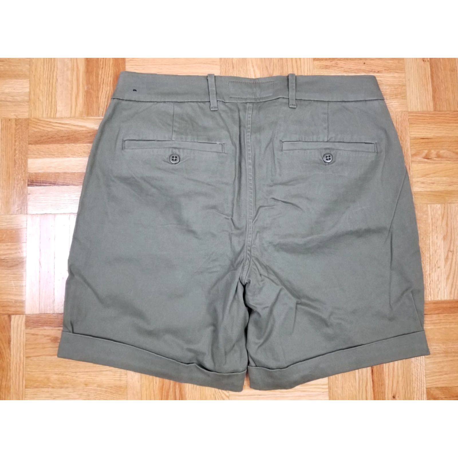 Abercrombie & Fitch NWOT Abercrombie & Fitch Green Shorts Men’s 32 Chino Canvas Lined 32 Inch Waist 17 Inch Outseam Mens Size US 32 / EU 48 - 4 Thumbnail