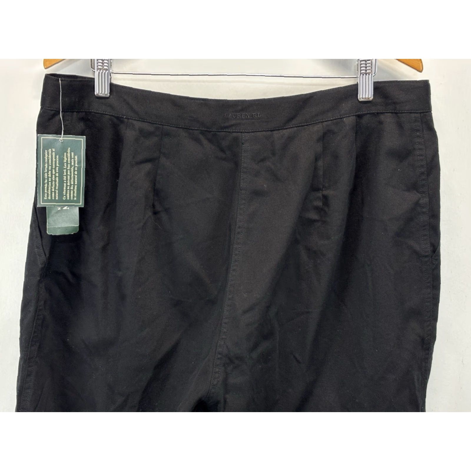 Ralph Lauren VINTAGE Lauren Ralph Lauren Capri Chino Pants Belted Women's 18W Plus Black Size 18W Capri Pants Ladies Belted 21.5" Inseam Vintage 90s? (no extra) Size 40" / US 18 - 4 Thumbnail