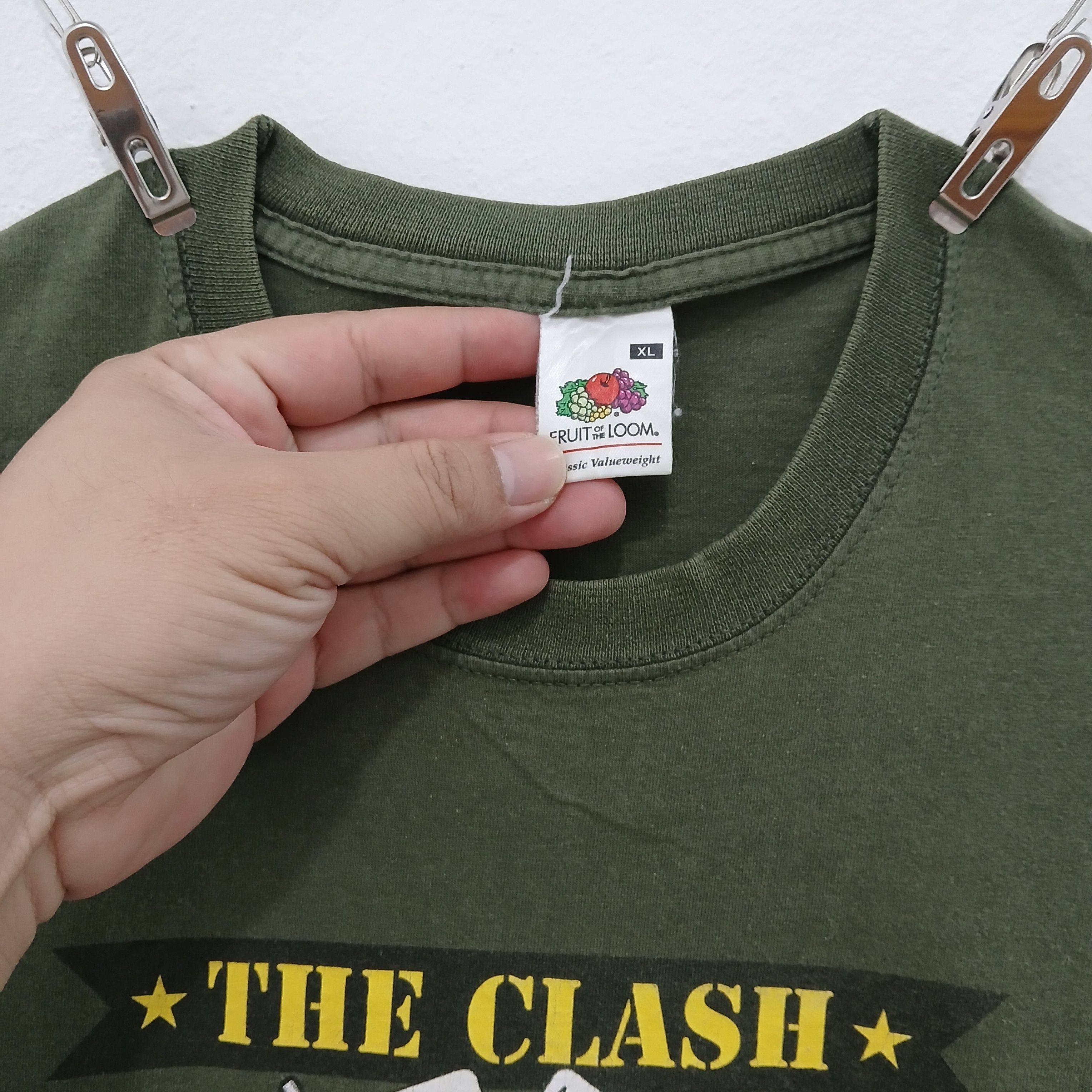 Band Tees THE CLASH Punk Band Vintage Tee 2003 Size US XL / EU 56 / 4 - 4 Thumbnail