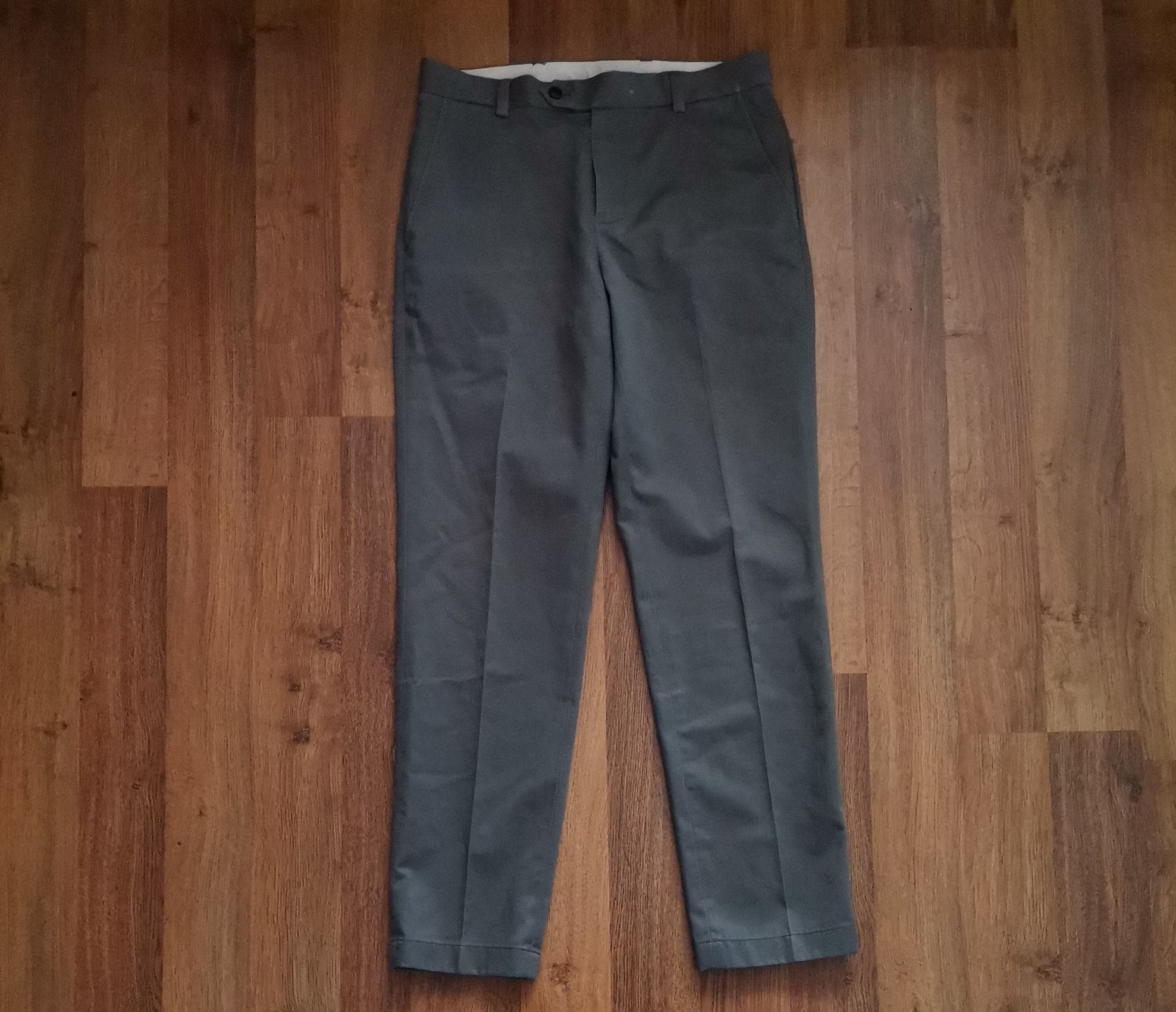 Brooks Brothers Brooks Brothers Chino Pants Size US 30 / EU 46 - 1 Thumbnail