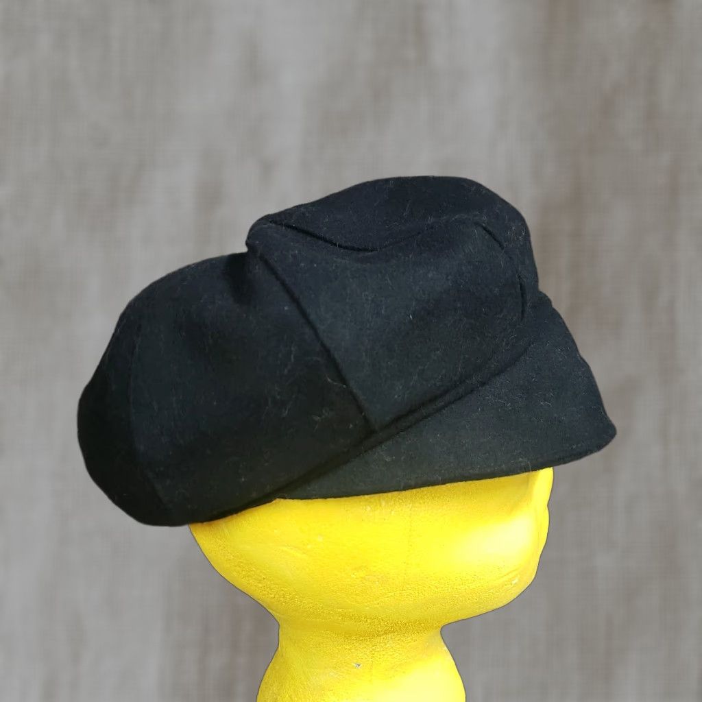 Nordstrom Nordstrom Hat Bonnet Women One Size Black Fall Winter Adjustable Lightweight Knit Cap Size ONE SIZE - 1 Thumbnail