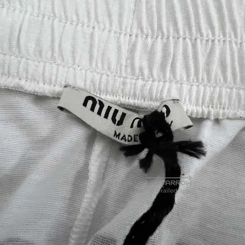 Miu Miu Miu Miu Summer White Cotton Logo Shorts . Size 28" / US 6 / IT 42 - 3 Thumbnail