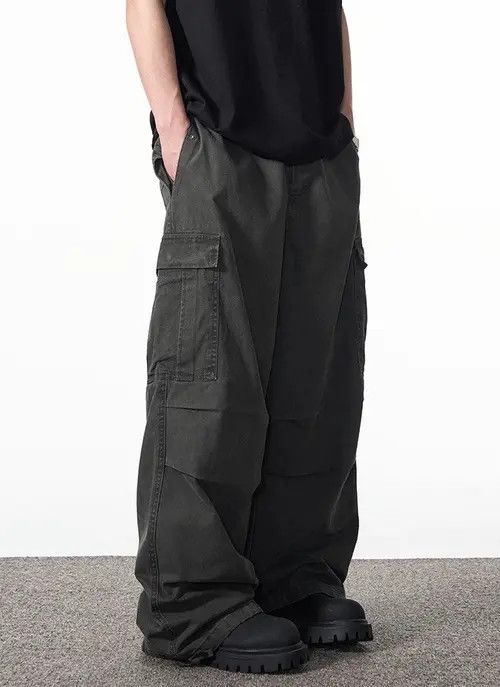 Designer × Japanese Brand × Vintage faded pleated baggy cargo pants Size US 32 / EU 48 - 1 Thumbnail