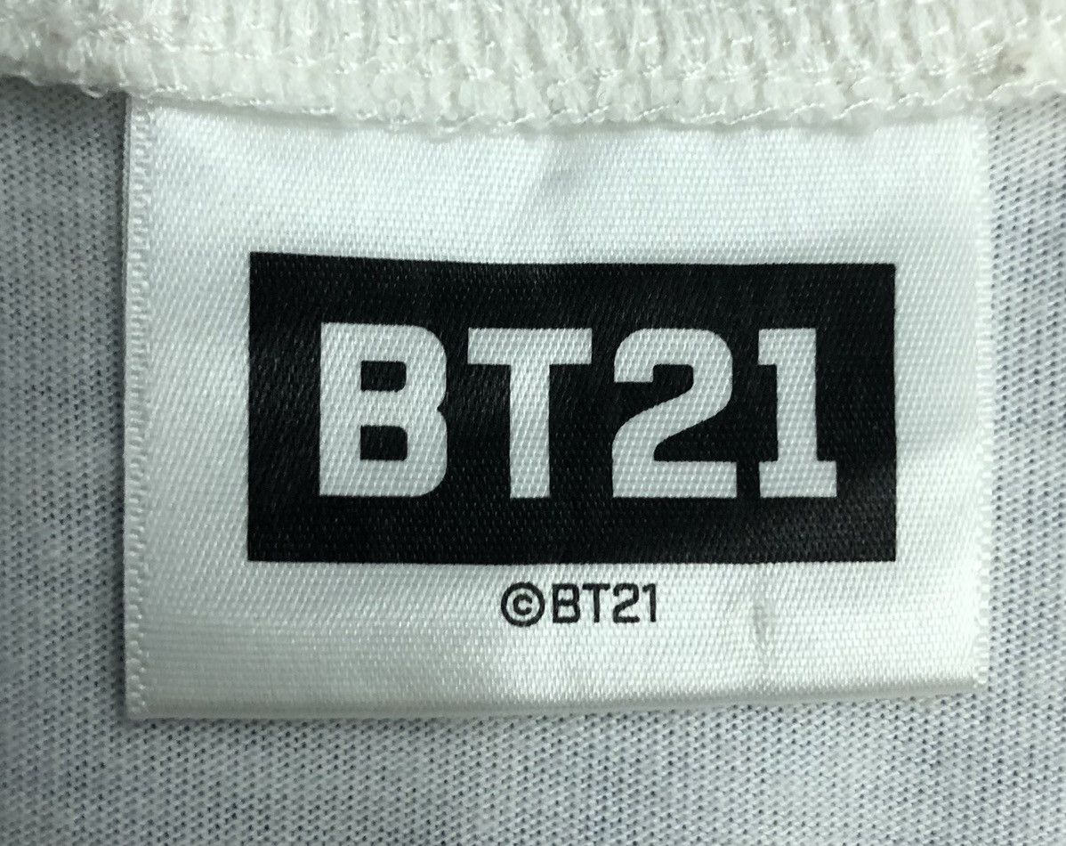 Vintage Vintage BT21 T-Shirt Size US M / EU 48-50 / 2 - 8 Thumbnail