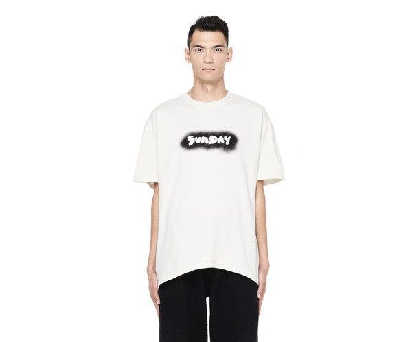 Vetements AW19 “SunDAY “ Oversized T-Shirt Size US S / EU 44-46 / 1 - 1 Thumbnail