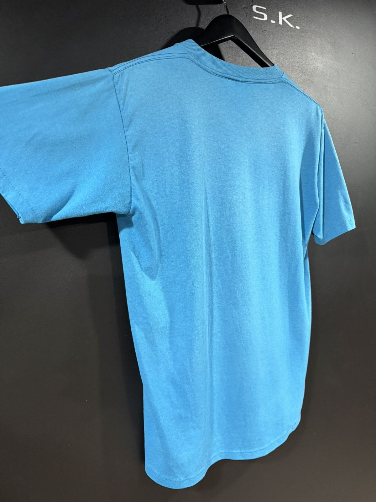 Vintage 1980s Vintage Turquoise Aqua Blue Single Stitch Blank Tee L Size US L / EU 52-54 / 3 - 6 Thumbnail