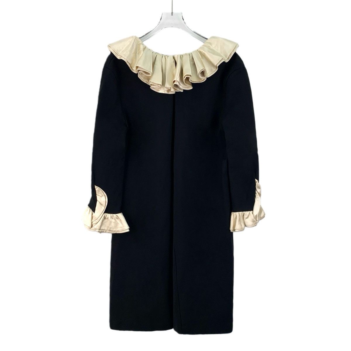 Gucci Gucci Black Ruffled V-neck Long Sleeve Dress K26WX Size M / US 6-8 / IT 42-44 - 2 Thumbnail