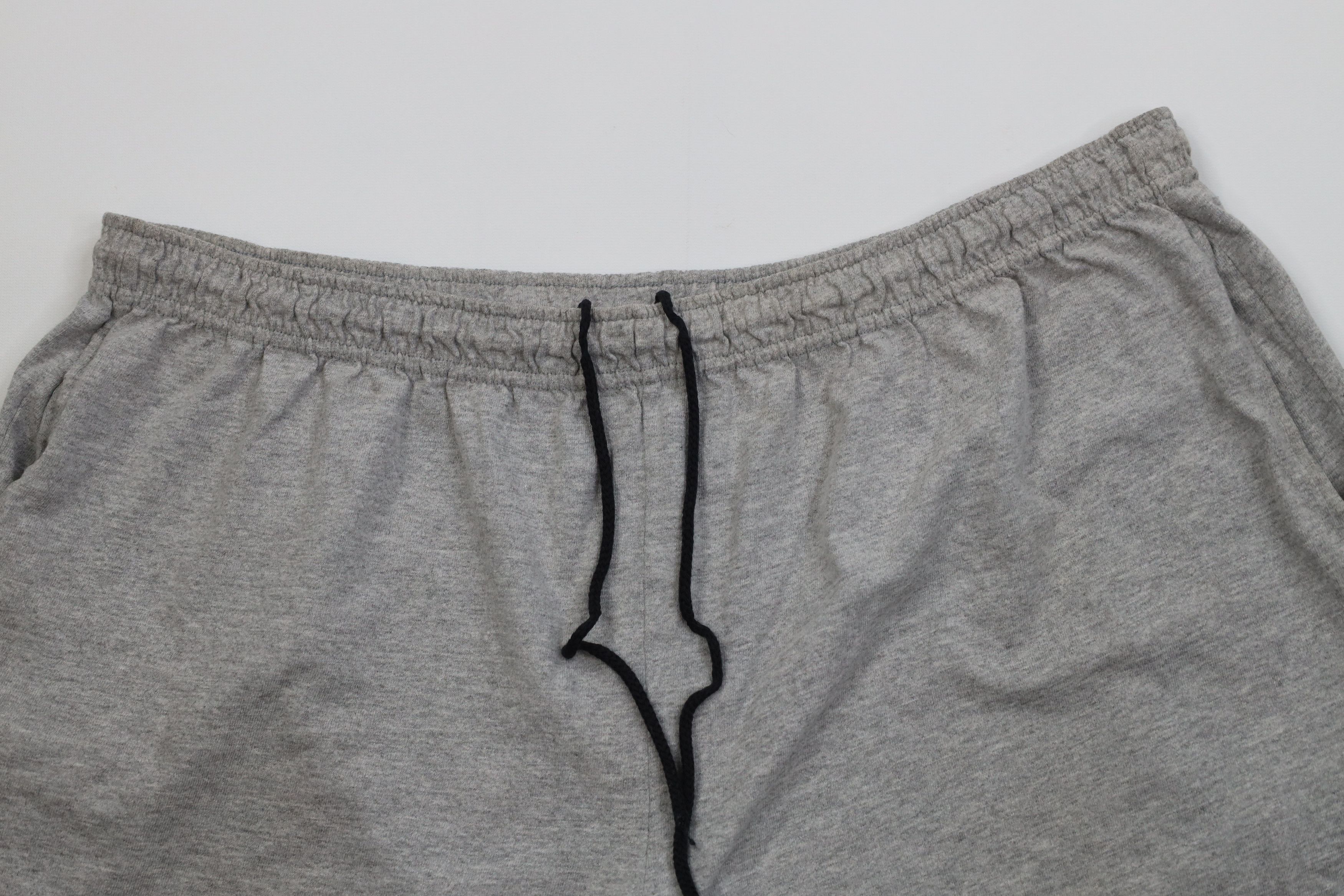 Nike Vintage Y2K Nike Mini Swoosh Above Knee Shorts Gray USA Size US 38 / EU 54 - 2 Thumbnail