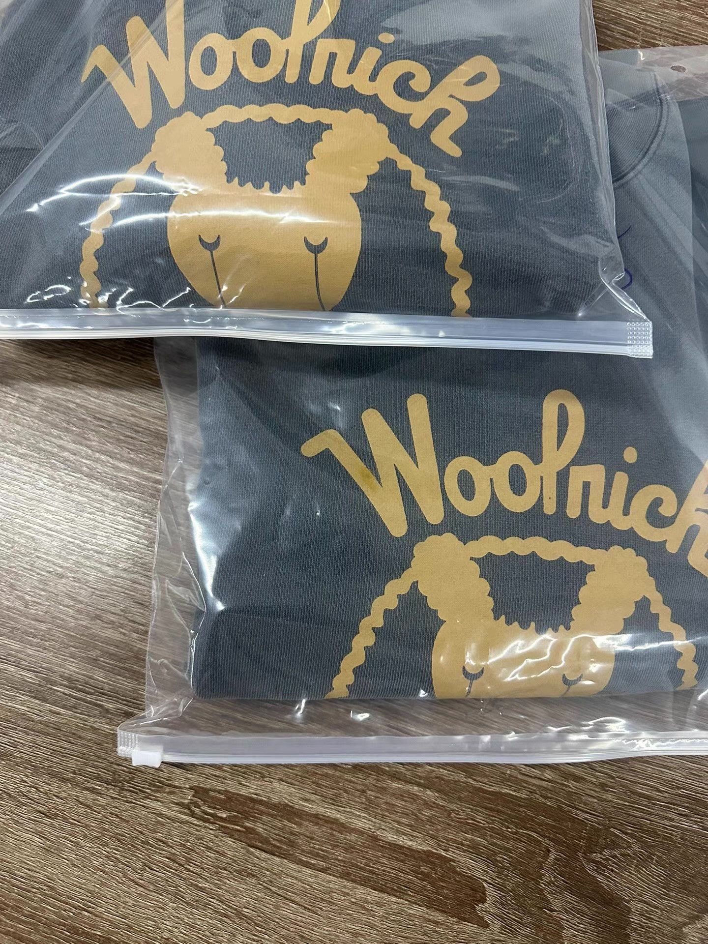 Woolrich Woolen Mills Woolrich 2025AW Sheep Sweatshirt Ｑ22 Size US S / EU 44-46 / 1 - 4 Thumbnail