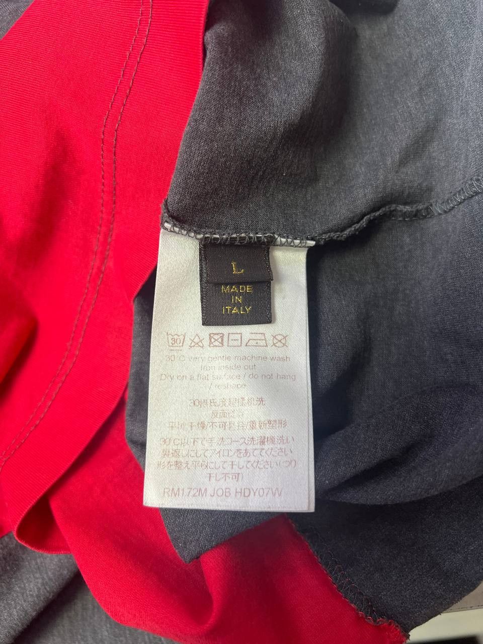 Louis Vuitton Louis Vuitton LV Logo T-shirt Size US L / EU 52-54 / 3 - 5 Thumbnail