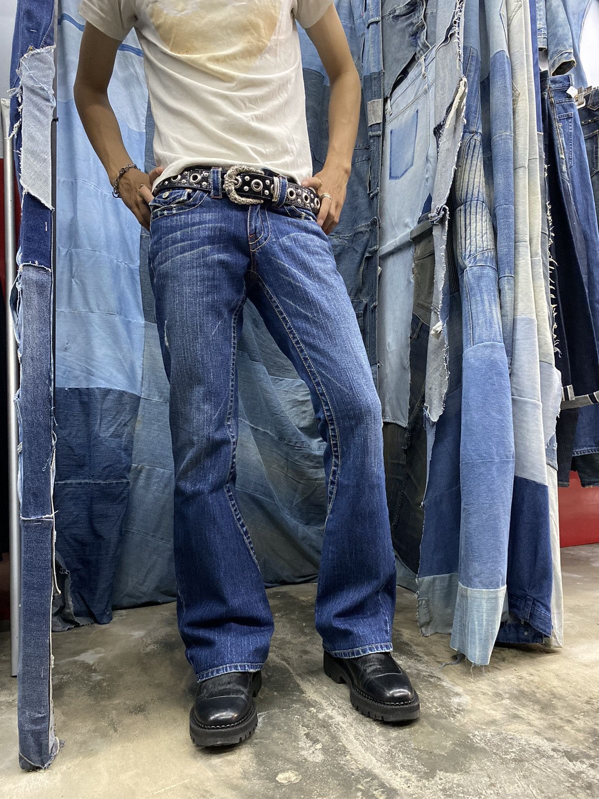 True Religion undefined true religion flare jeans pant 28x30 Size US 28 / EU 44 - 15 Thumbnail