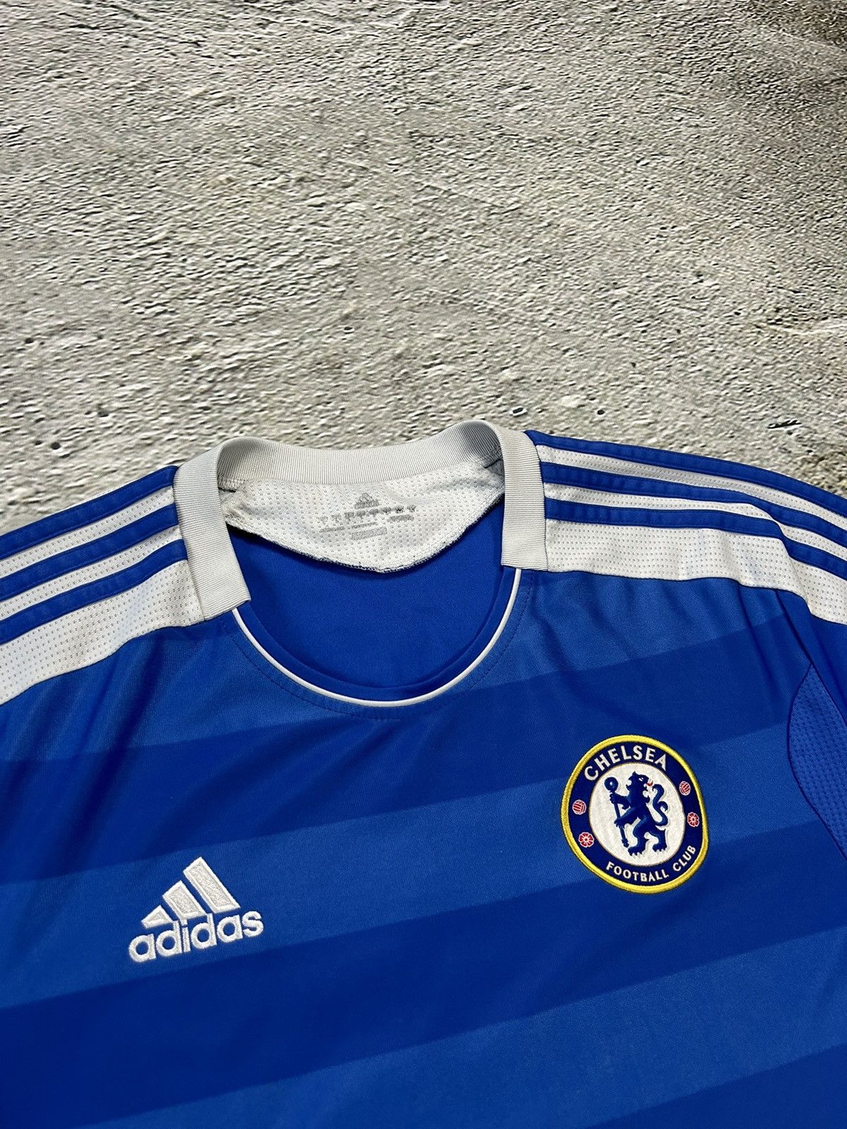 Adidas × Chelsea Soccer Drogba Chelsea Jersey vintage Adidas blue football 2011 12 Size US L / EU 52-54 / 3 - 5 Thumbnail