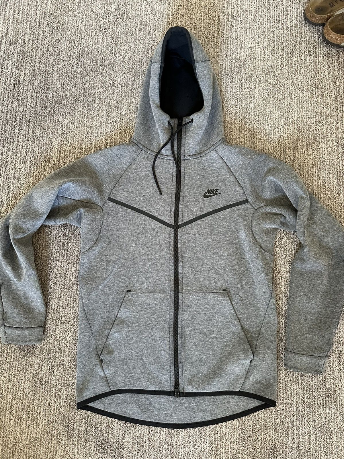 Nike Nike Tech Fleece Hoodie Size US S / EU 44-46 / 1 - 1 Thumbnail