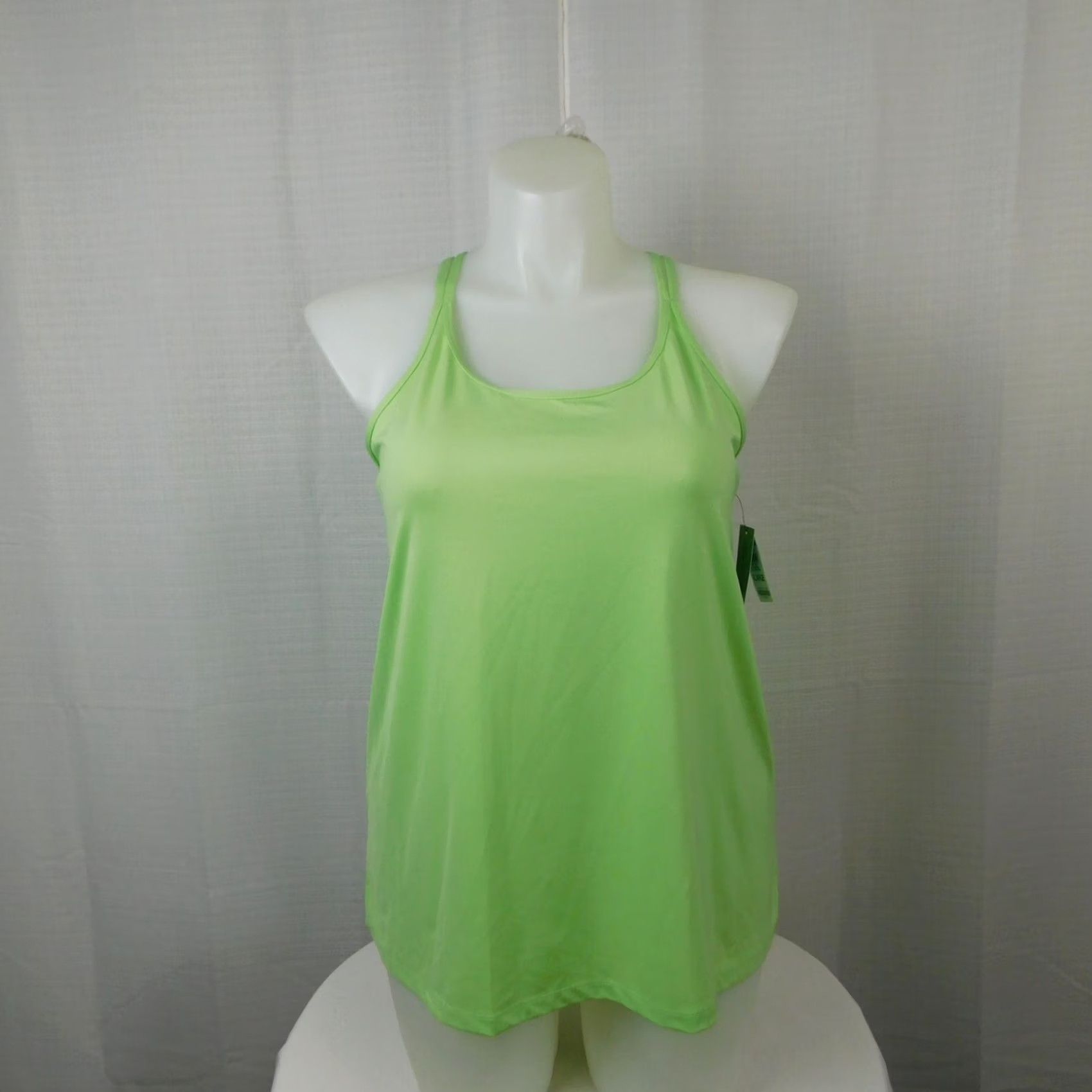Vintage Ideology Tank - Strappy Back Scoop Neck 2XL Green, Pistachio, Polyester Blend, Casual Sleeveless Shirt Women, Regular Fit, Yoga/ Gym & Training Size XXL / US 16-18 / IT 52-54 - 4 Thumbnail