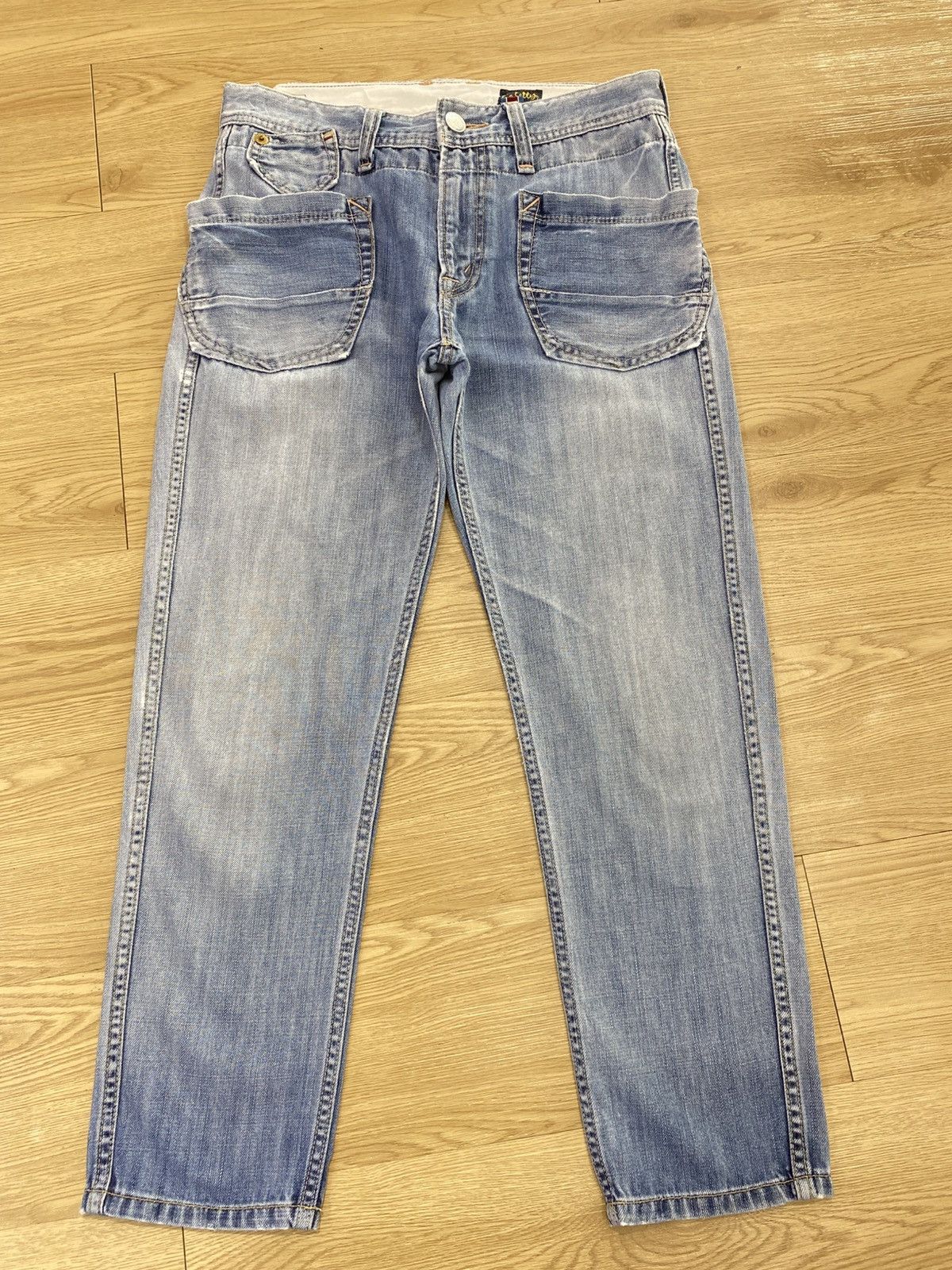 Japanese Brand Japanese Brand Blue Wash Style Bush Pants Buckle Back Jeans Size US 30 / EU 46 - 1 Thumbnail