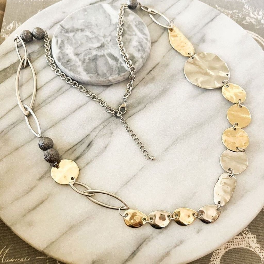 Jewelry Hammered Two Tone Metal Necklace Gold Silver Size ONE SIZE - 1 Thumbnail