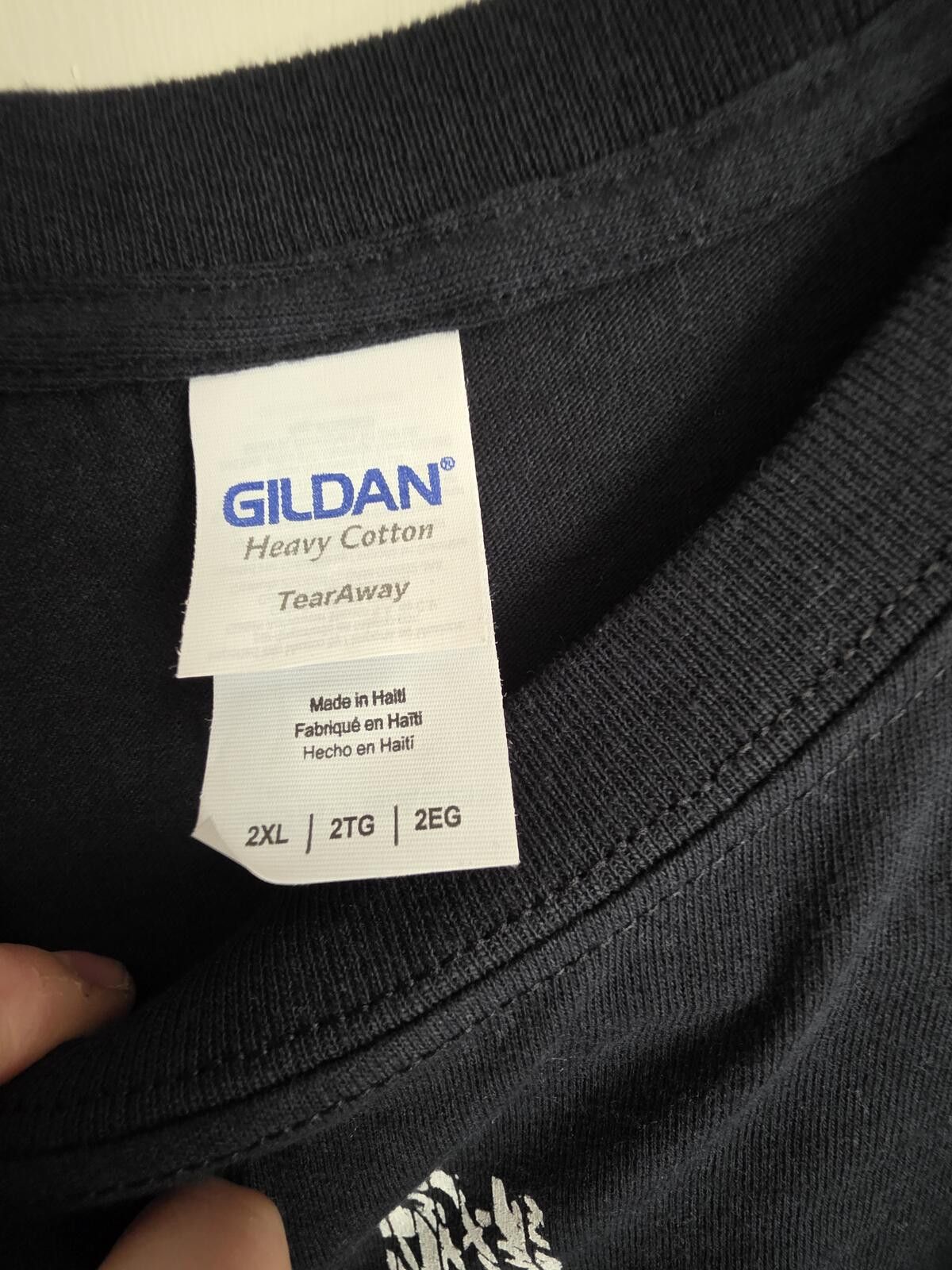 Gildan Bible Verse Religious Black Guitar Graphic T-Shirt Gildan 2X Size XXL / US 16-18 / IT 52-54 - 7 Thumbnail