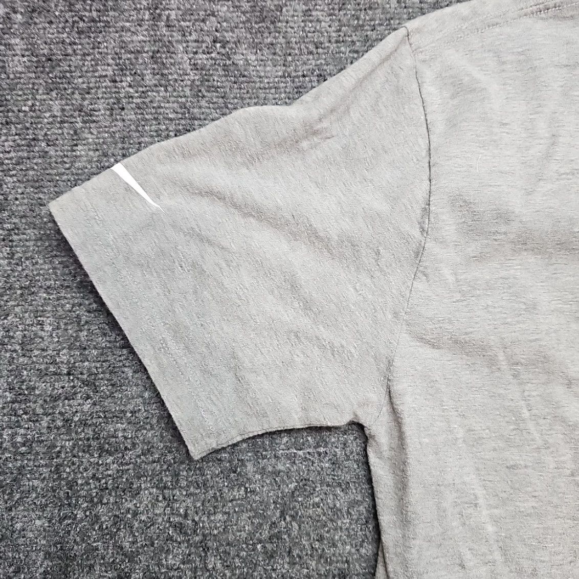 Nike Nike Tee Collage Arch T-shirt Men Large Grey Athletic Cut Street Shirt Size US L / EU 52-54 / 3 - 6 Thumbnail