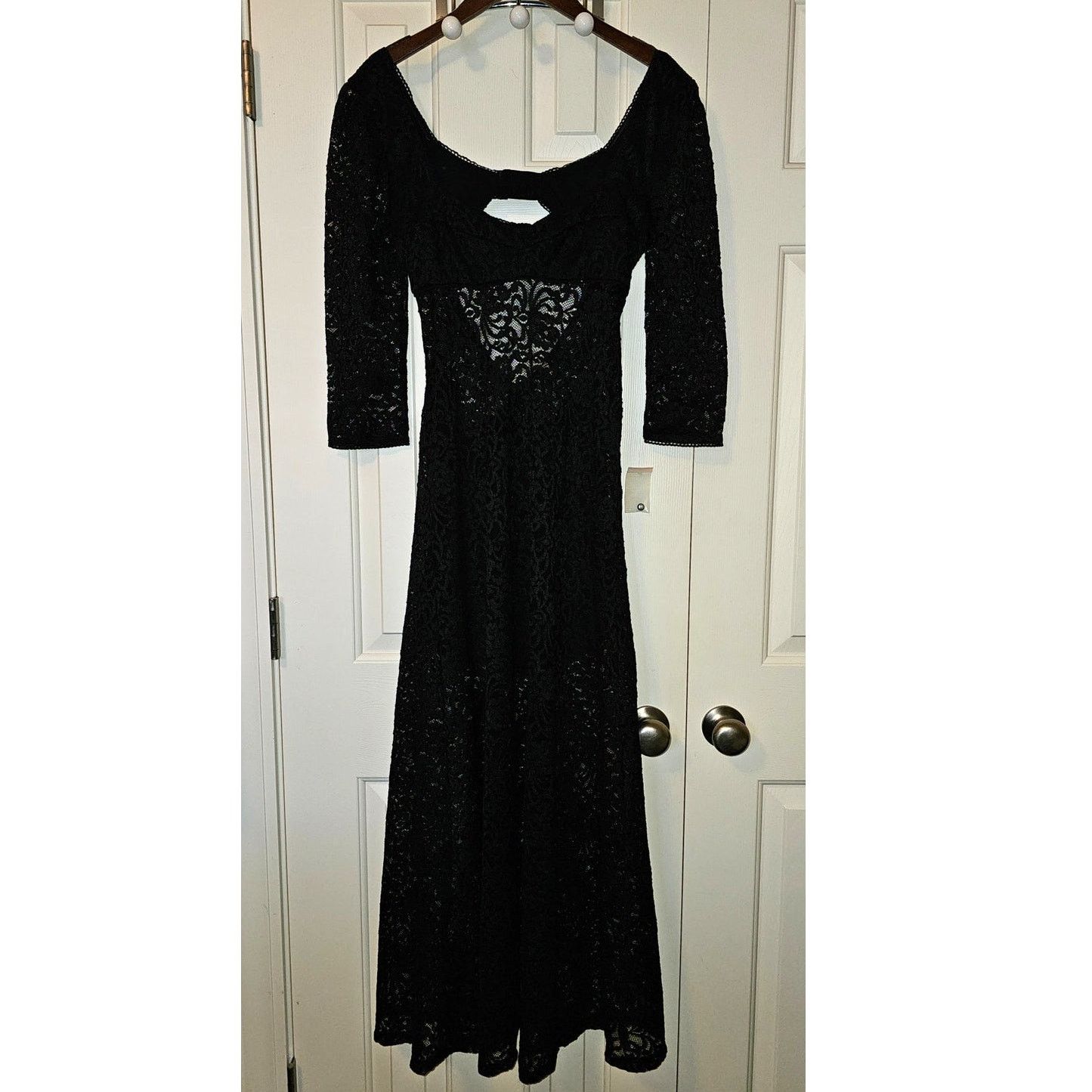Free People New FREE PEOPLE Adored Maxi Dress LACE $198 MEDIUM Black Size M / US 6-8 / IT 42-44 - 5 Thumbnail