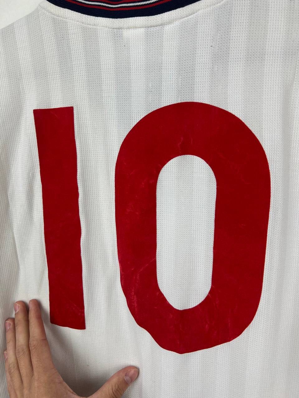 Umbro × Vintage England Umbro 10 number Jersey vintage t-shirts size M Size US M / EU 48-50 / 2 - 12 Thumbnail