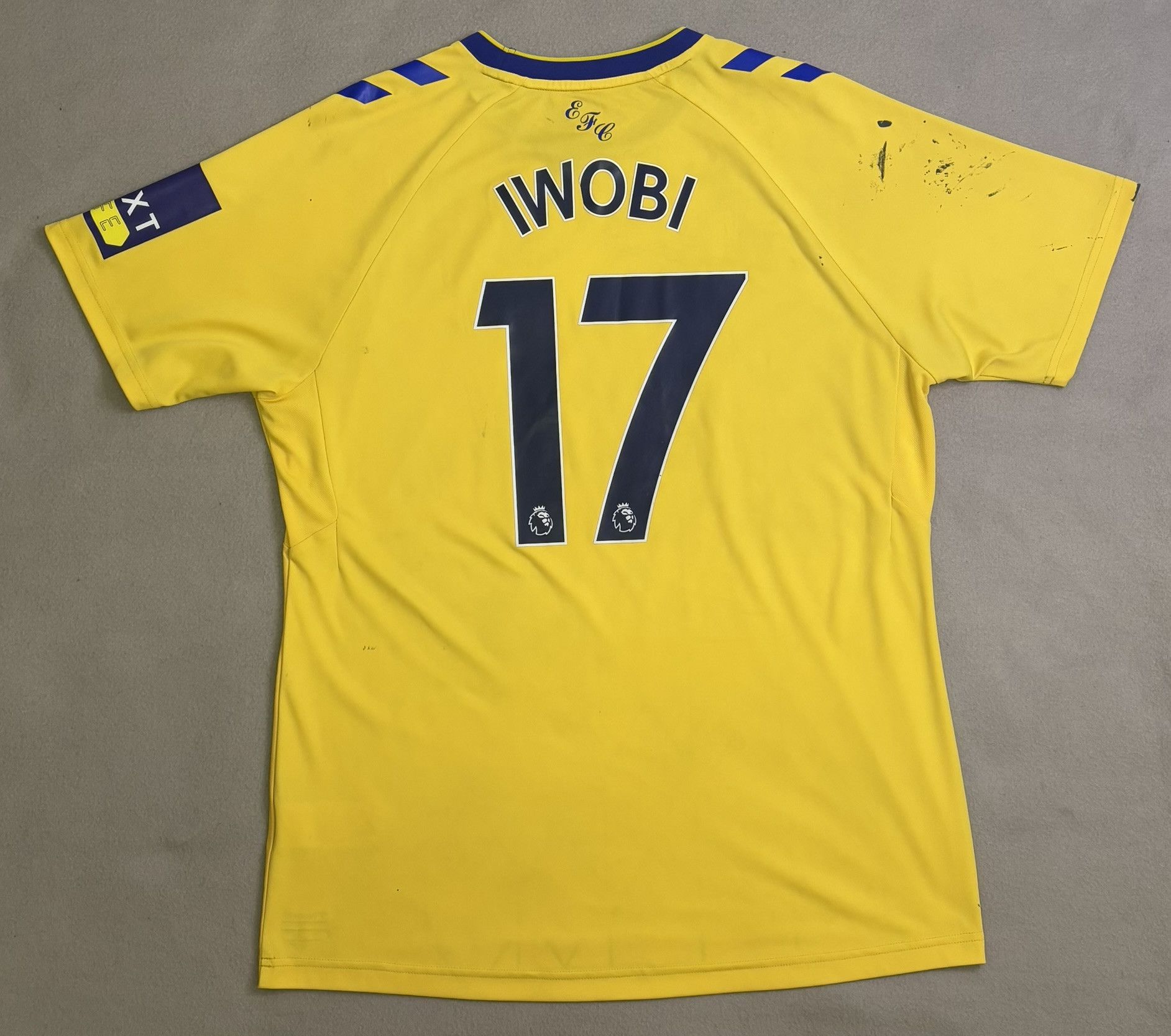 Hummel Everton 2022-2023 Iwobi #17 Hummel Football Jersey Size XL Size US XL / EU 56 / 4 - 12 Thumbnail