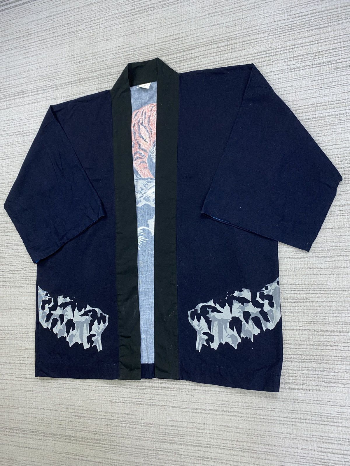 Japanese Brand × Vintage Vintage Kimono Japan Dragon X Tiger Big Printed Size US L / EU 52-54 / 3 - 4 Thumbnail