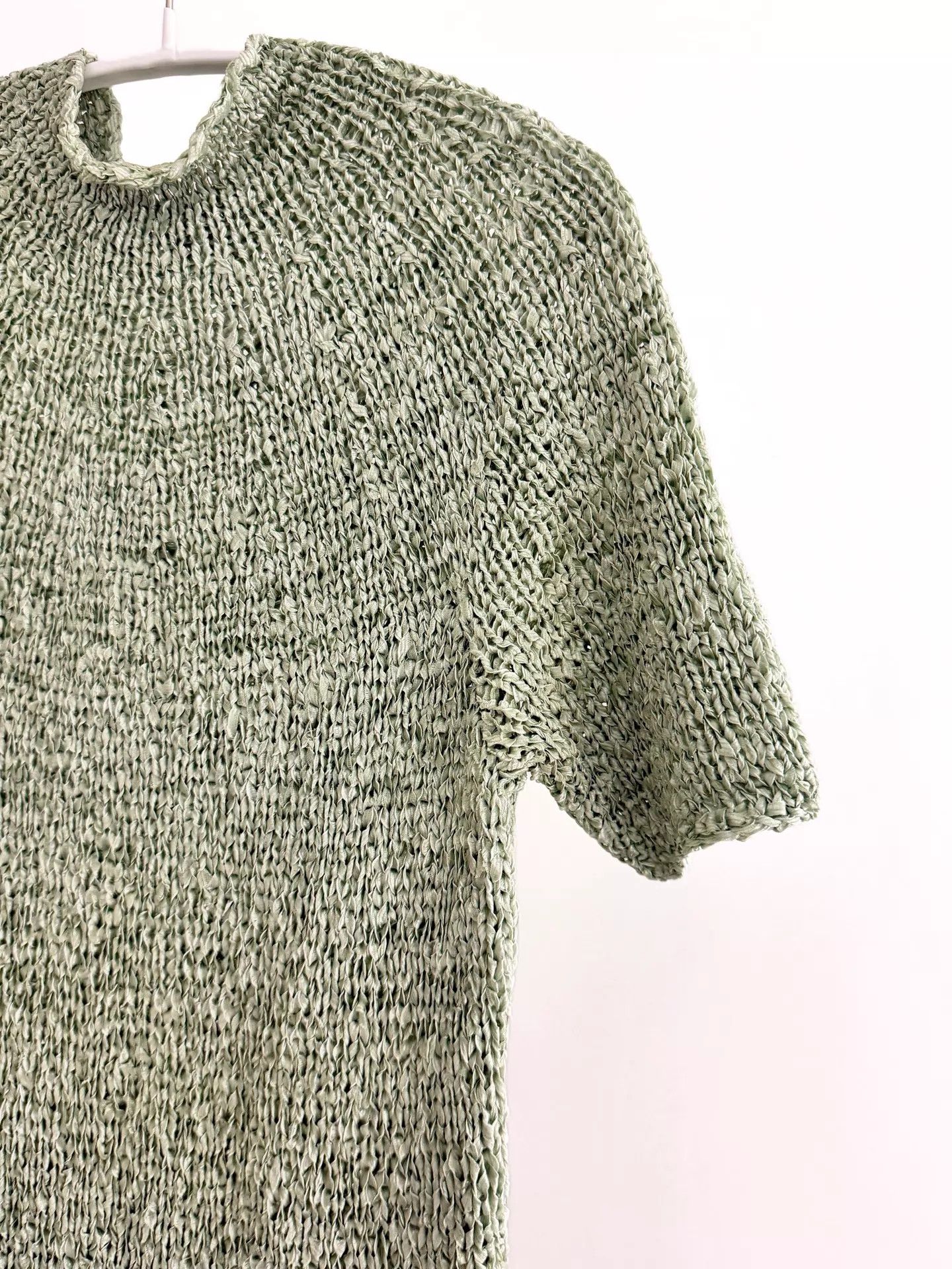 Issey Miyake ISSEY MIYAKE Haat Light Green Silk Knit Top Size XS / US 0-2 / IT 36-38 - 7 Thumbnail