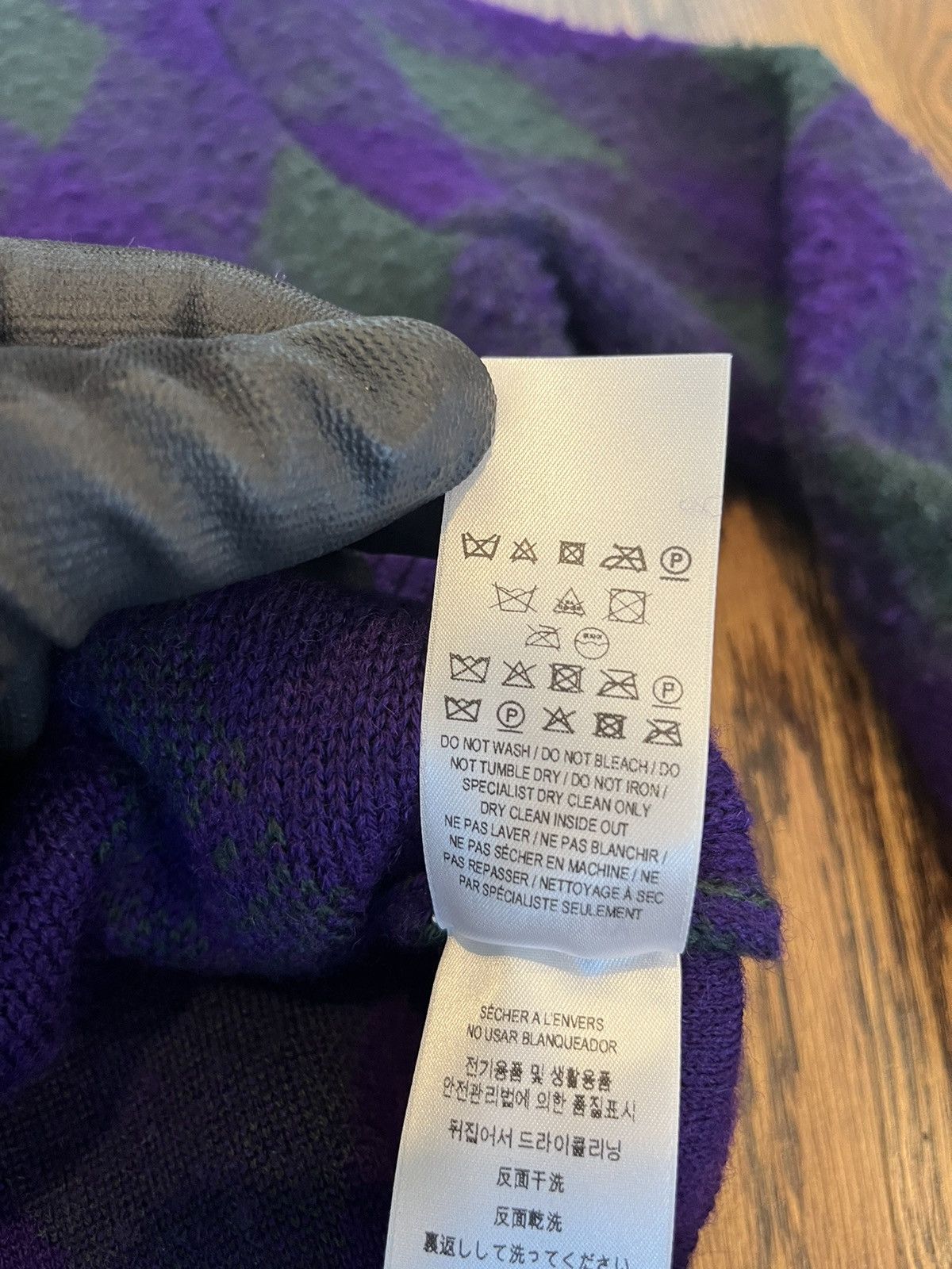 Burberry Burberry Cropped Argyle Wool Sweater Size L / US 10 / IT 46 - 19 Thumbnail