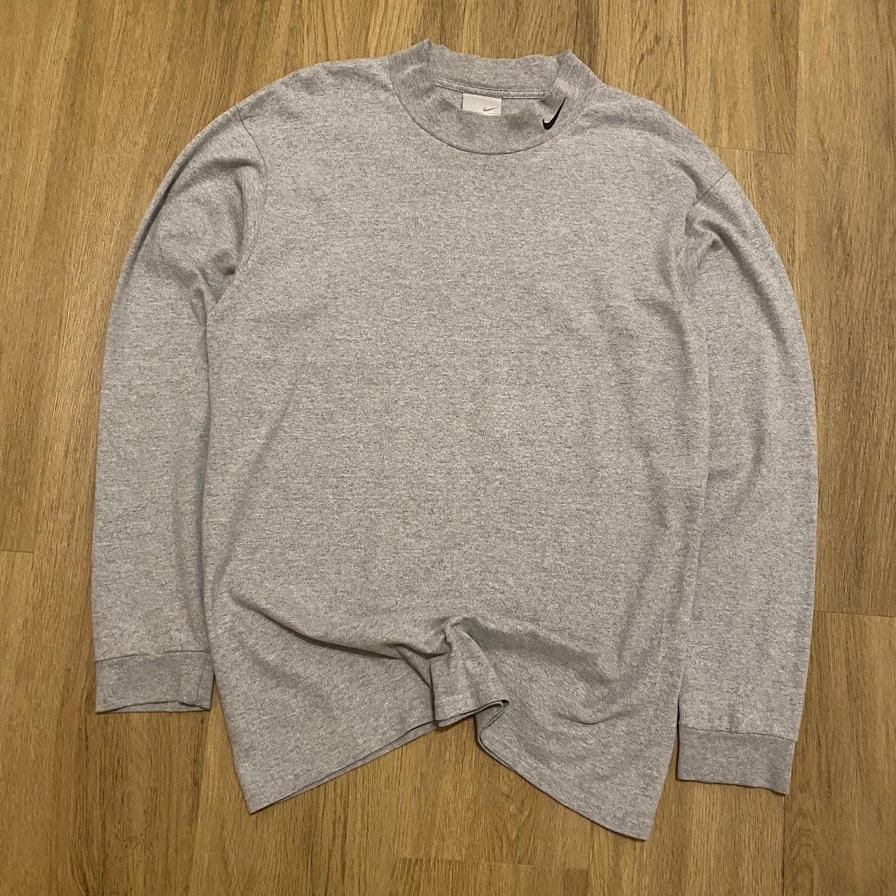 Nike 2000s Grey Nike vintage sweatshirt with a small mark Size US M / EU 48-50 / 2 - 2 Thumbnail