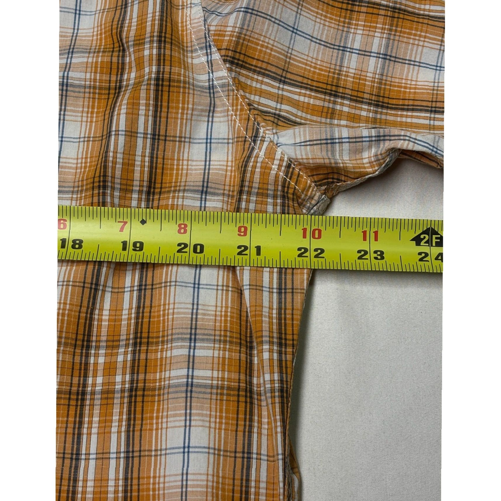 Vintage KUHL Shirt Plaid Button-Up Short Sleeve Orange White Blue Mens Large Casual Easy Wear 42 in Chest Size US L / EU 52-54 / 3 - 7 Thumbnail