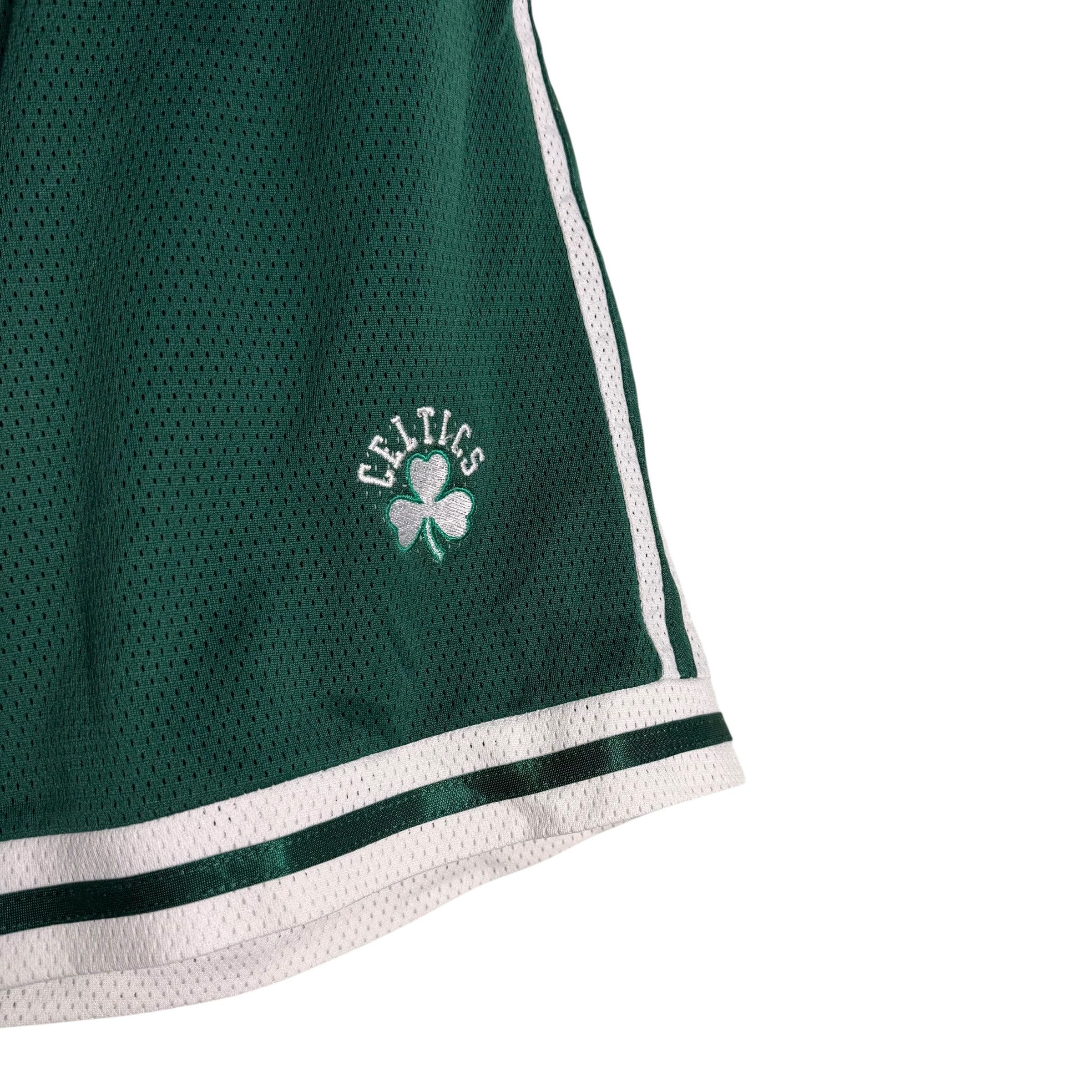 Mitchell & Ness 🔥RARE🔥Vintage Boston Celtics Swingman Short (M) Size US 34 / EU 50 - 2 Thumbnail