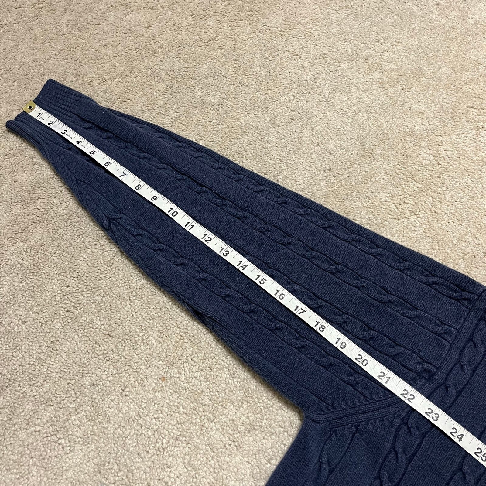 Tommy Hilfiger Vintage Tommy Hilfiger Cable Knit Navy Blue Sweater Large Size US L / EU 52-54 / 3 - 7 Thumbnail