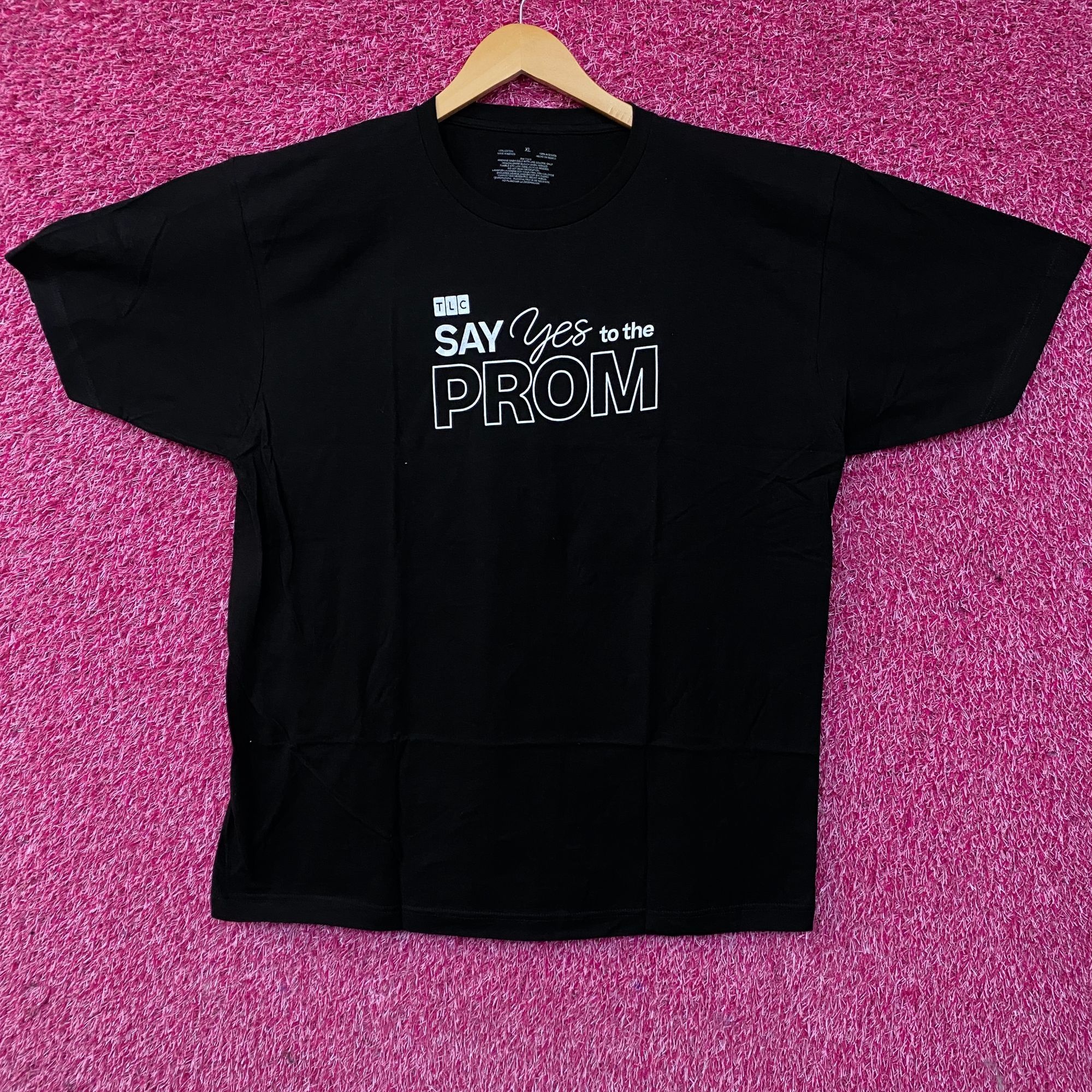 Band Tees TLC "Say Yes to the Prom" Promotional Graphic T-Shirt XL Size US XL / EU 56 / 4 - 1 Thumbnail