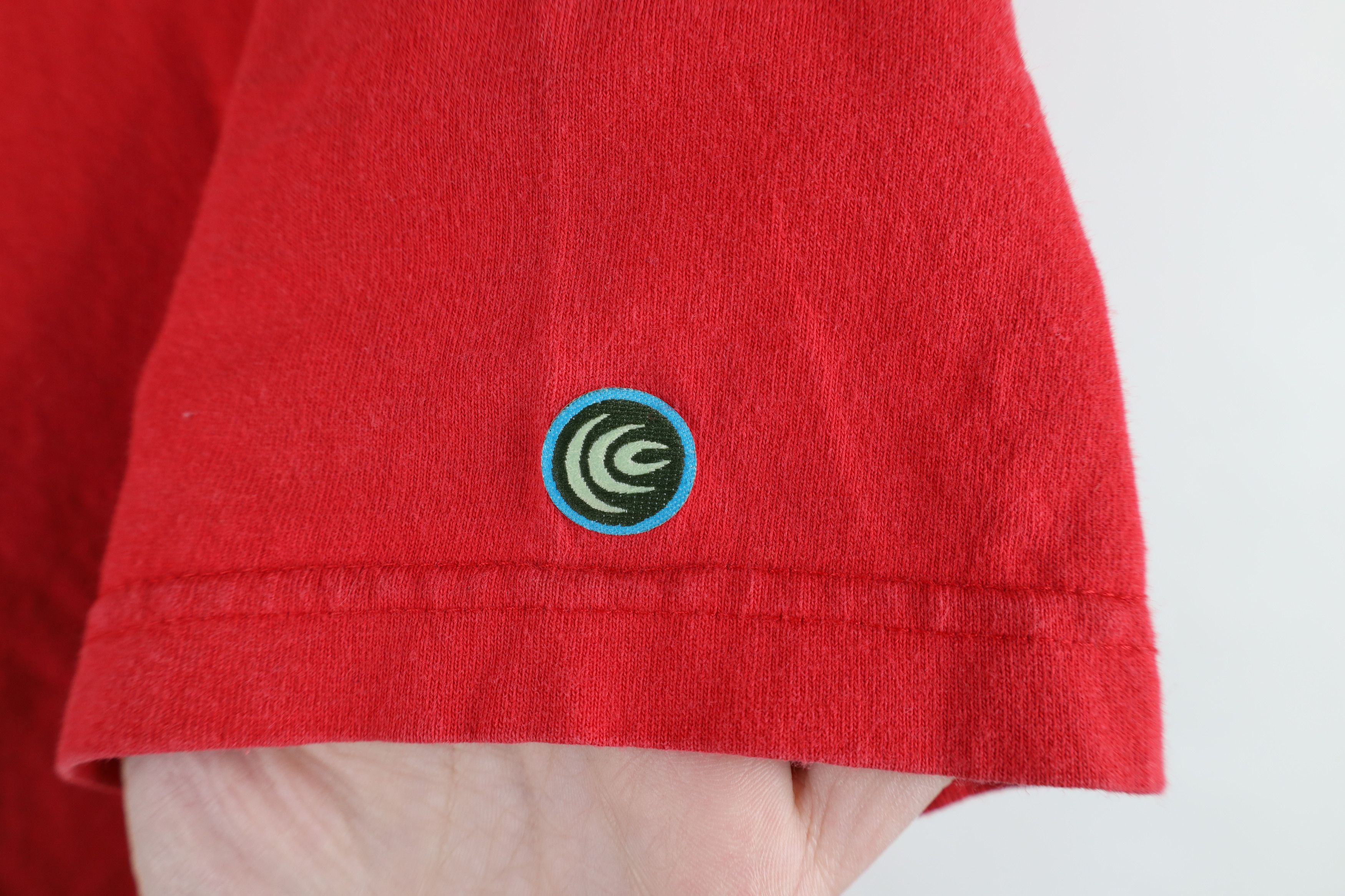Columbia × Vintage Vintage 90s Y2K Columbia Convert Headphones T-Shirt Red Size US M / EU 48-50 / 2 - 4 Thumbnail