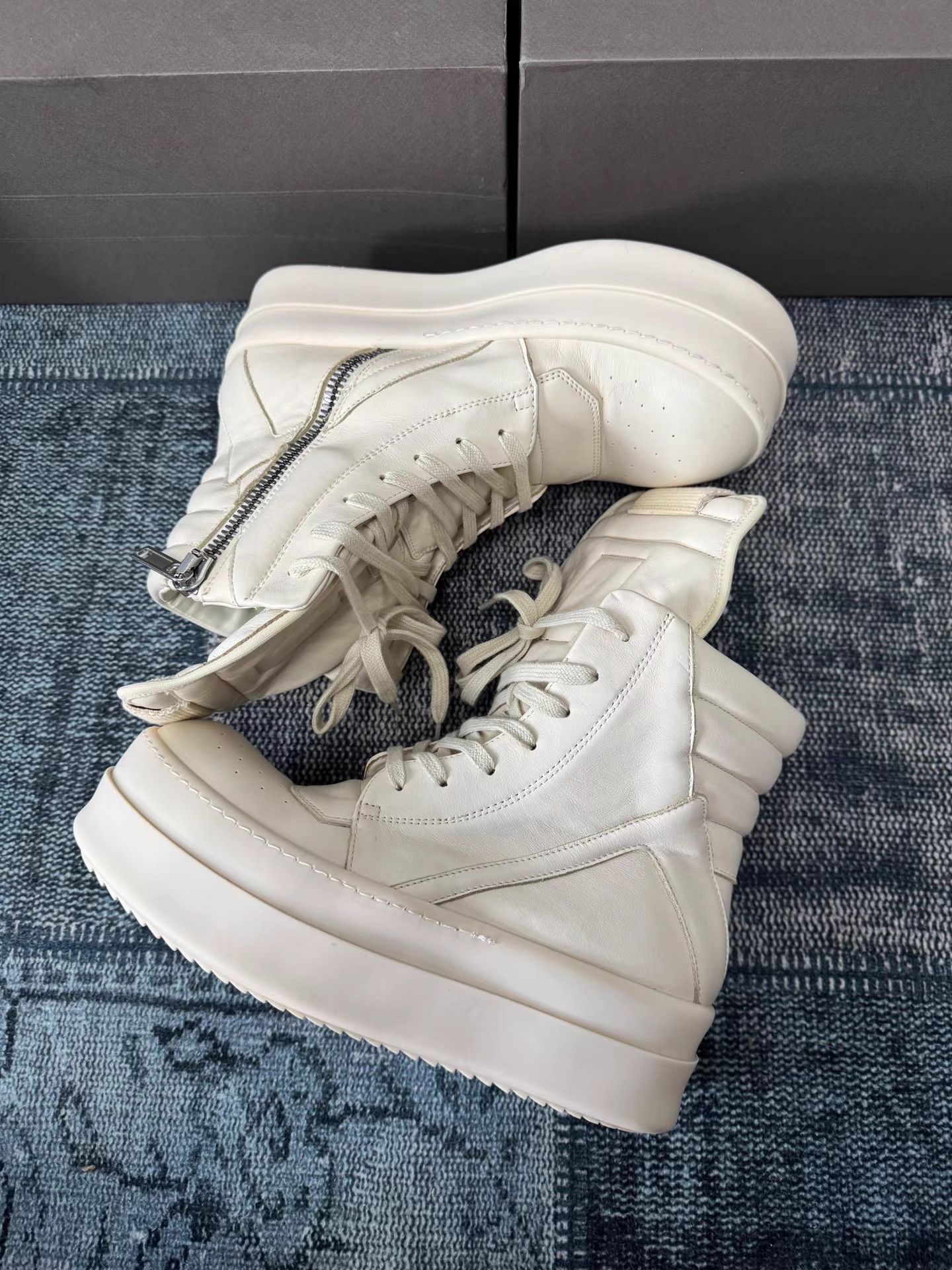 Rick Owens Rick Owens Pure White Thick Sole Reverse Triangle Sneakers Size US 9 / IT 39 - 3 Thumbnail
